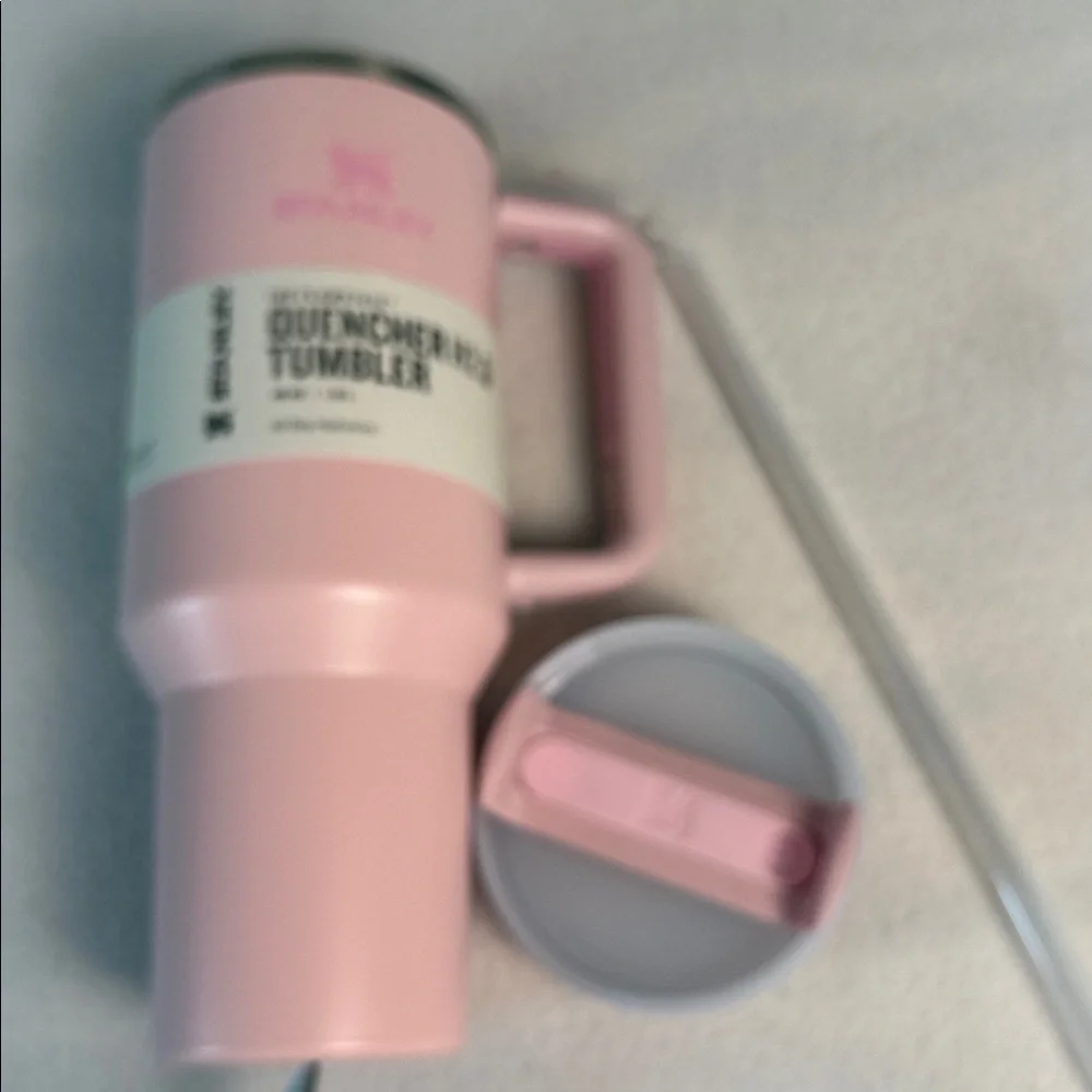 STANLEY 40oz “CHERRY BLOOM” Limited Edition Tumbler NIB‎ - Picture 7 of 11